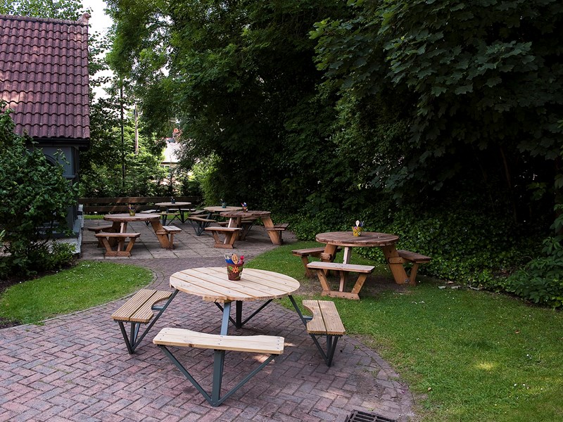 The beer garden at The British Oak.