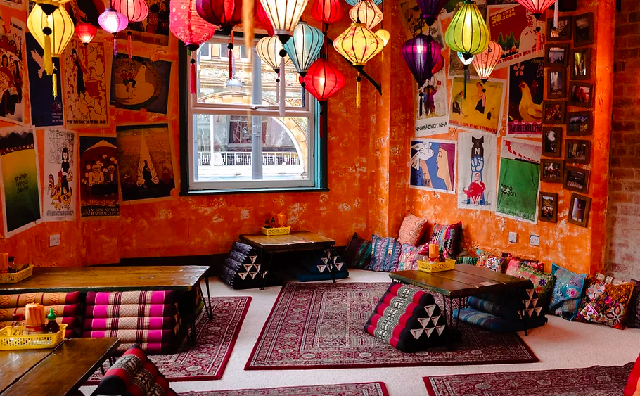 An photograph of the interior of Năm Sông