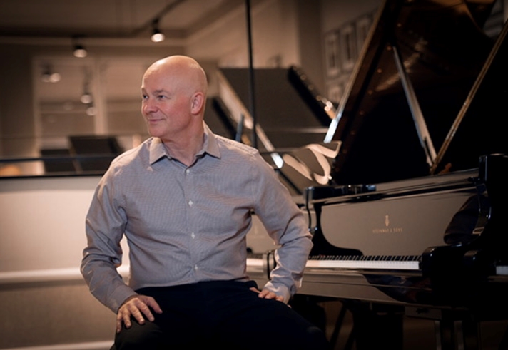 Charles Owen, “One of the finest British pianists of his generation” (Gramophone Magazine)