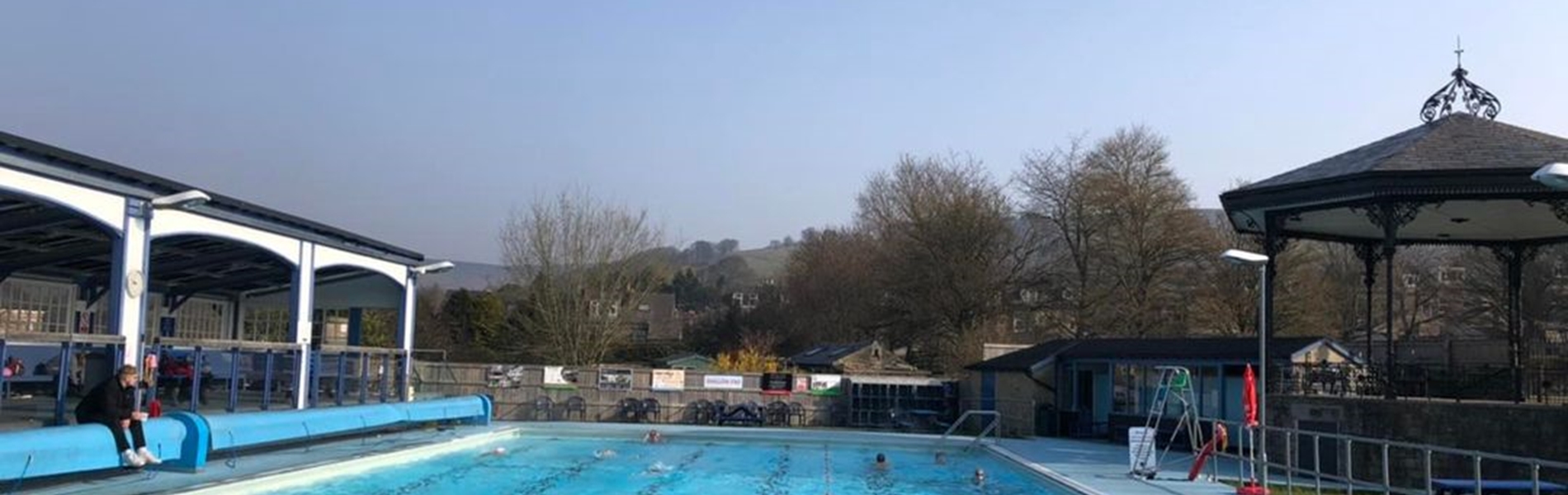 The outdoor Hathersage Swimming Pool.