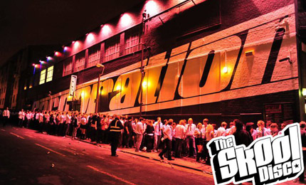 A huge line of people waiting to go into Corporation.