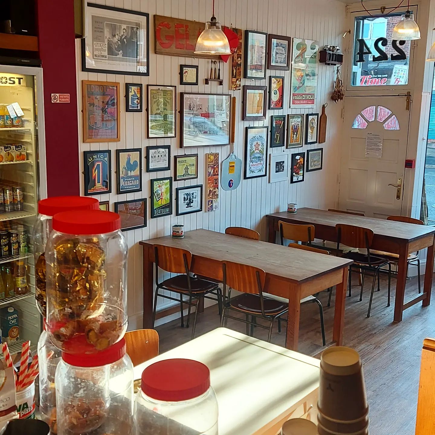 The interior of Bragazzi's.