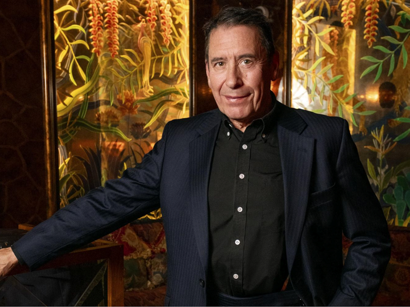 A photograph of Jools Holland.