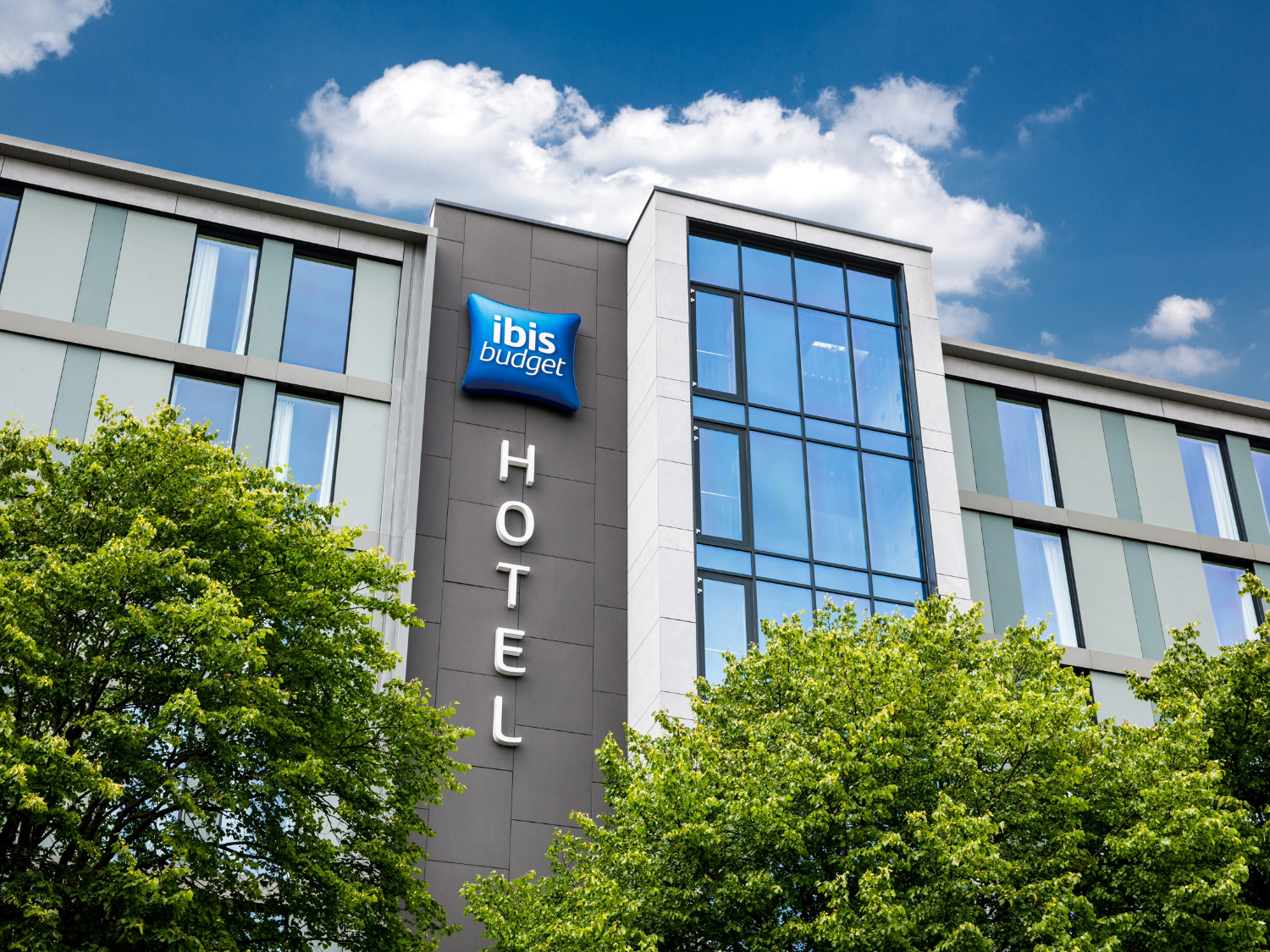 Exterior of the ibis Budget Sheffield Centre - St Mary's Gate.