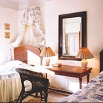 A bedroom at Hardwick House B&B.