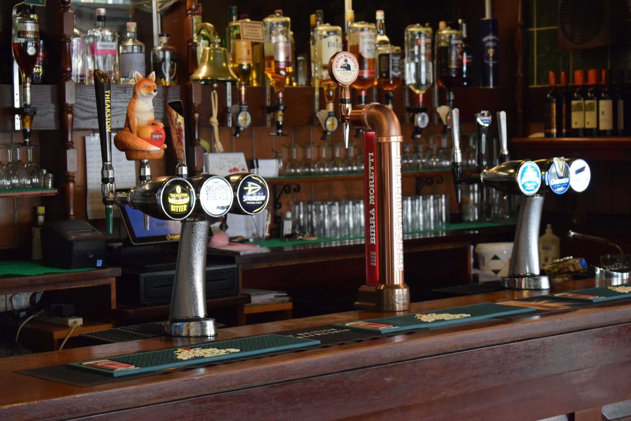 The bar at Renishaw Park Golf Club.