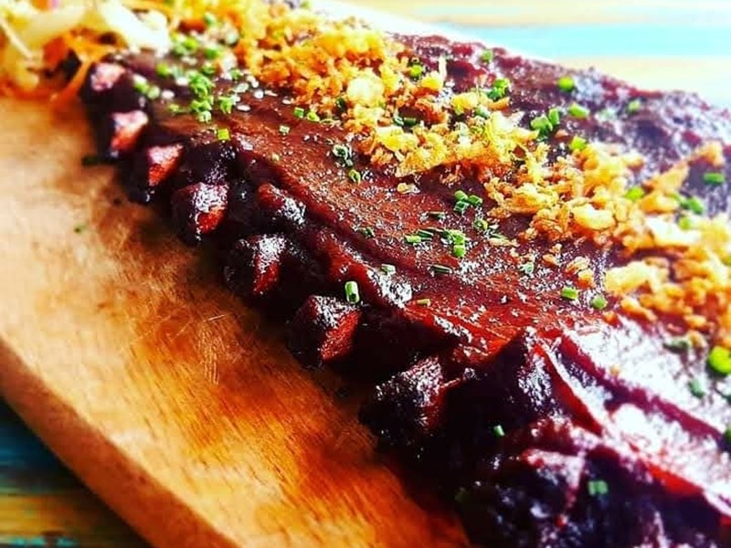 A plate of ribs at Butcher & Catch.
