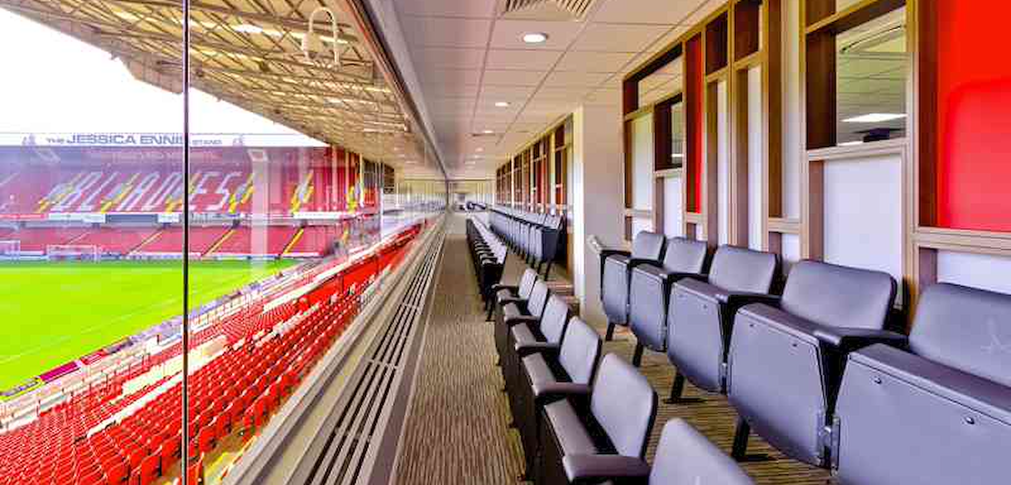 THE TONY CURRIE SUITE