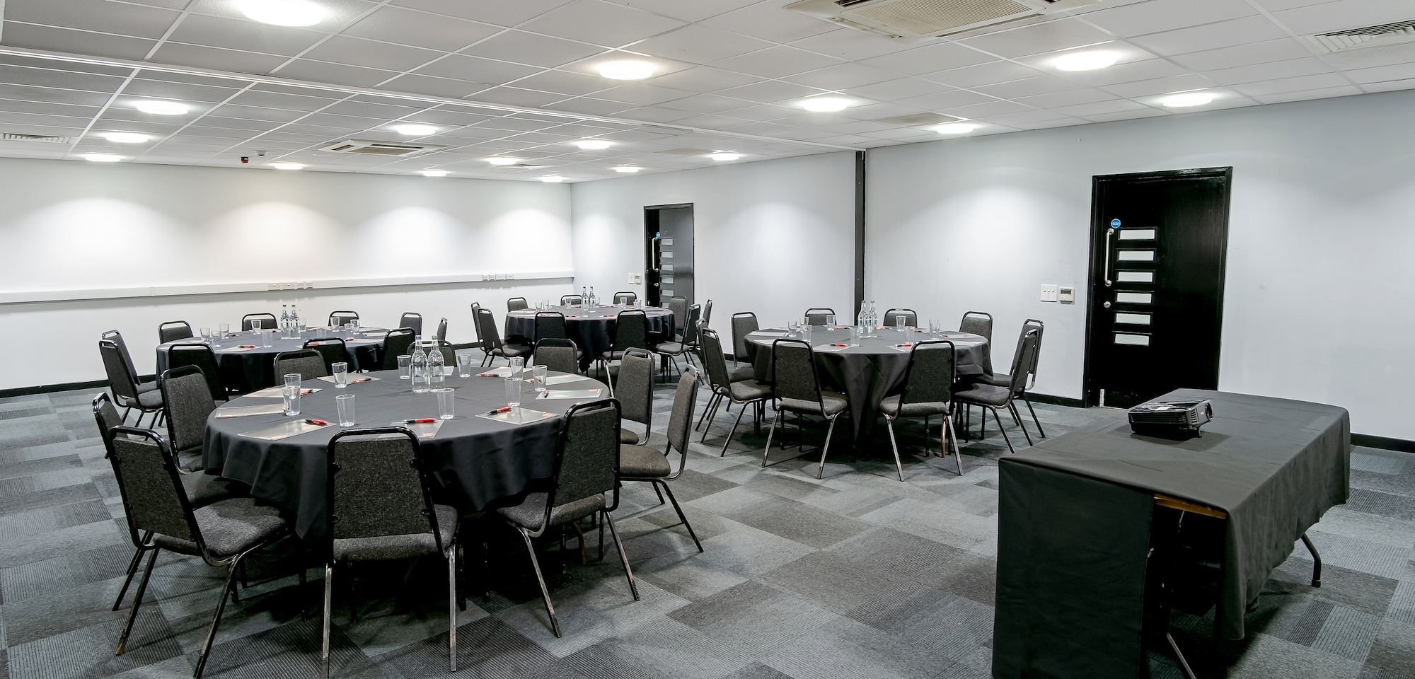 Magna Cabaret Example